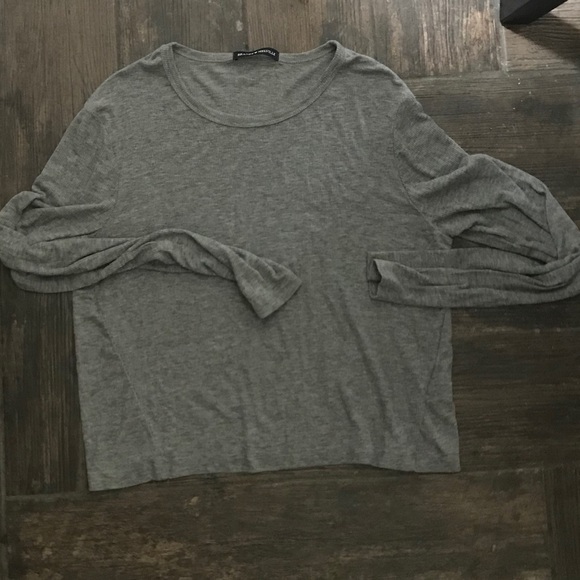 Brandy Melville Tops - Brandy Melville ribbed long sleeve crop top